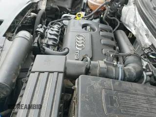 ✅ 2015 Audi Q3 Prestige • VIN: WA1GFCFS5FR009590 • Lot: 41694903. Wystawiony na IAAI z przebiegiem 164 193 mil. Bezpłatny archiwum sprzedaży aukcyjnych z USA i szczegółowy raport historii pojazdu na DreamBid. Zdjęcie 18.