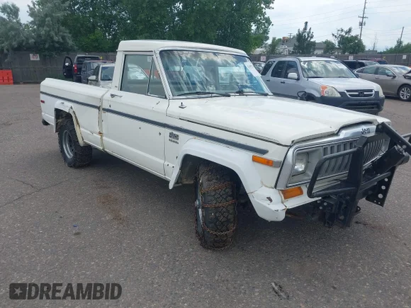 ✅ 1982 Jeep J10 • VIN: 1JTCM25N1CT012385 • Lot: 42495245. Listed on IAAI with 113,101 mi. Free auction sales archive from the USA and detailed vehicle history report at DreamBid. Image 1.