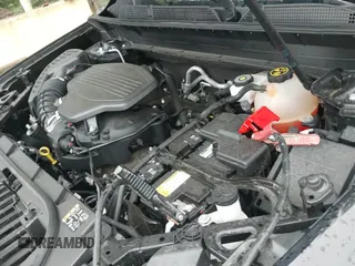 ✅ 2021 GMC Acadia SLT • VIN: 1GKKNULS6MZ111060 • Lot: 42308278. Wystawiony na IAAI z przebiegiem 75 694 mil. Bezpłatny archiwum sprzedaży aukcyjnych z USA i szczegółowy raport historii pojazdu na DreamBid. Zdjęcie 19.