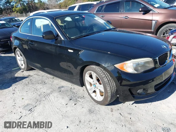 ✅ 2012 BMW 1 Series 128i • VIN: WBAUP7C55CVP22338 • Lot: 43899182. Listed on IAAI with 58,892 mi. Free auction sales archive from the USA and detailed vehicle history report at DreamBid. Image 1.