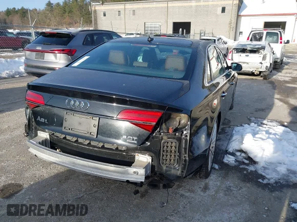 ✅ 2015 Audi A8 4.0T • VIN: WAU32AFD0FN035282 • Lot: 41515136. Wystawiony na IAAI z przebiegiem 76 518 mil. Bezpłatny archiwum sprzedaży aukcyjnych z USA i szczegółowy raport historii pojazdu na DreamBid. Zdjęcie 4.
