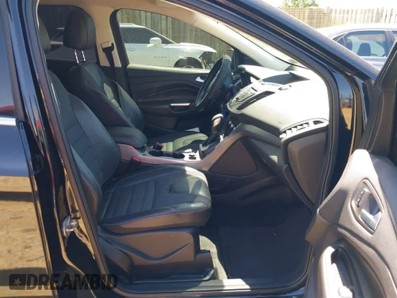 ✅ 2016 Ford Escape SE • VIN: 1FMCU0G7XGUA92348 • Lot: 45457991. Wystawiony na IAAI z przebiegiem 157 610 mil. Bezpłatny archiwum sprzedaży aukcyjnych z USA i szczegółowy raport historii pojazdu na DreamBid. Zdjęcie 5.