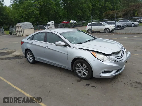 ✅ 2013 Hyundai Sonata GLS • VIN: 5NPEB4ACXDH788696 • Лот: 45225389. Опубликован ранее на IAAI с пробегом 101 973 миль. Бесплатный доступ к архиву аукционных продаж из США и подробный отчёт об истории автомобиля на DreamBid. Изображение 1.