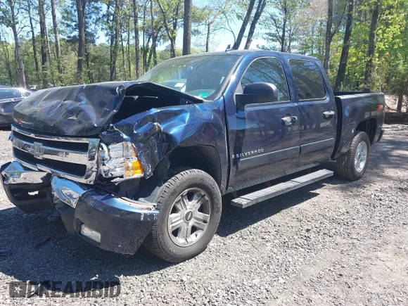 ✅ 2008 Chevrolet Silverado 1500 1LT • VIN: 3GCEC13J48G228260 • Lot: 44831687. Wystawiony na IAAI z przebiegiem 173 350 mil. Bezpłatny archiwum sprzedaży aukcyjnych z USA i szczegółowy raport historii pojazdu na DreamBid. Zdjęcie 2.