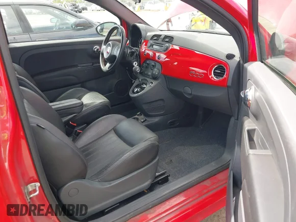 ✅ 2015 FIAT 500 Turbo • VIN: 3C3CFFHH9FT640667 • Lot: 42015050. Wystawiony na IAAI z przebiegiem 29 234 mil. Bezpłatny archiwum sprzedaży aukcyjnych z USA i szczegółowy raport historii pojazdu na DreamBid. Zdjęcie 5.