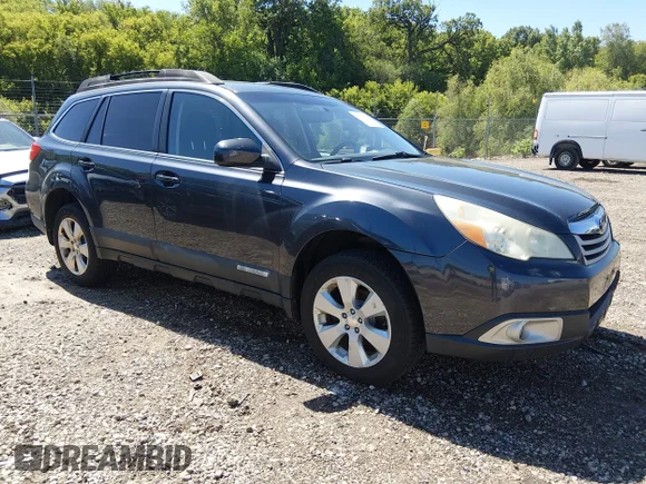 ✅ 2011 Subaru Outback Premium • VIN: 4S4BRCGC1B3331151 • Lot: 45390167. Wystawiony na IAAI z przebiegiem 140 753 mil. Bezpłatny archiwum sprzedaży aukcyjnych z USA i szczegółowy raport historii pojazdu na DreamBid. Zdjęcie 1.