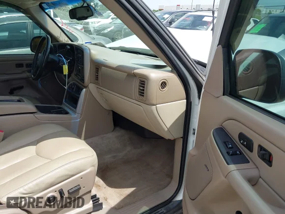 ✅ 2004 Chevrolet Suburban LS • VIN: 3GNFK16T14G154351 • Лот: 45253878. Опубликован ранее на IAAI с пробегом 220 205 миль. Бесплатный доступ к архиву аукционных продаж из США и подробный отчёт об истории автомобиля на DreamBid. Изображение 5.