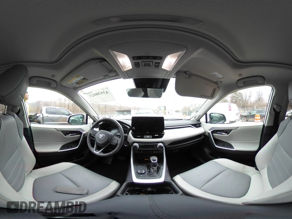 ✅ 2024 Toyota RAV4 Hybrid XLE Premium • VIN: 2T3B6RFV2RW072602 • Lot: 43938023. Wystawiony na IAAI z przebiegiem 5 871 mil. Bezpłatny archiwum sprzedaży aukcyjnych z USA i szczegółowy raport historii pojazdu na DreamBid. Zdjęcie 20.