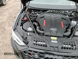 ✅ 2024 Audi S8 • VIN: WAULSAF89RN015605 • Lot: 51800405. Listed on Copart with 2,274 mi. Free auction sales archive from the USA and detailed vehicle history report at DreamBid. Image 13.