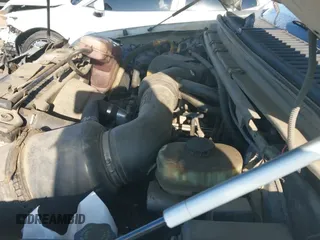 ✅ 2000 Ford F-350 • VIN: 1FTSX30S0YEA21811 • Lot: 42838203. Listed on IAAI with 226,260 mi. Free auction sales archive from the USA and detailed vehicle history report at DreamBid. Image 15.