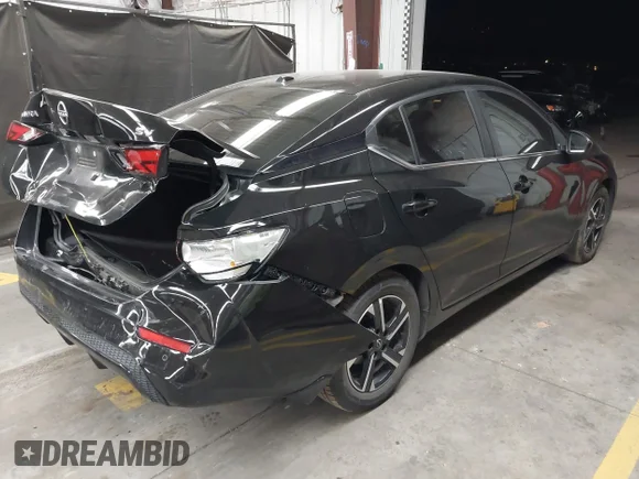 ✅ 2024 Nissan Sentra SV • VIN: 3N1AB8CV3RY299400 • Lot: 44674858. Wystawiony na IAAI z przebiegiem 16 579 mil. Bezpłatny archiwum sprzedaży aukcyjnych z USA i szczegółowy raport historii pojazdu na DreamBid. Zdjęcie 4.