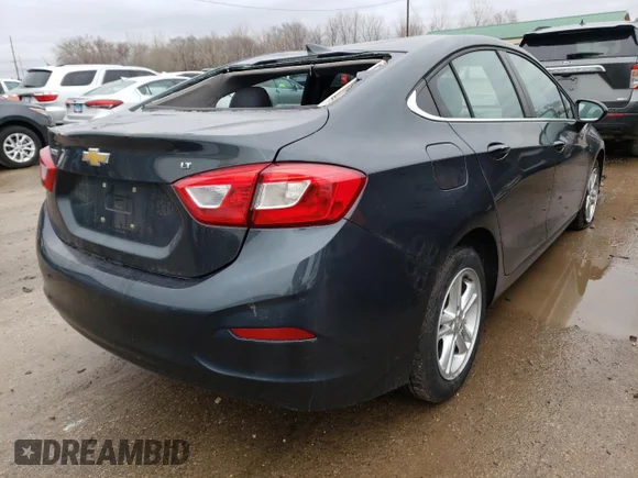 ✅ 2018 Chevrolet Cruze LT • VIN: 1G1BE5SMXJ7177650 • Lot: 43021273. Wystawiony na Copart z przebiegiem 38 694 mil. Bezpłatny archiwum sprzedaży aukcyjnych z USA i szczegółowy raport historii pojazdu na DreamBid. Zdjęcie 3.