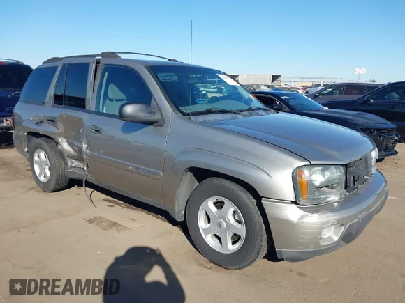 ✅ 2003 Chevrolet TrailBlazer LS • VIN: 1GNDS13S032355863 • Лот: 43646452. Опубликован ранее на IAAI с пробегом 140 113 миль. Бесплатный доступ к архиву аукционных продаж из США и подробный отчёт об истории автомобиля на DreamBid. Изображение 1.