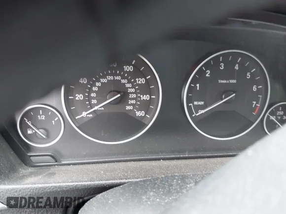 ✅ 2015 BMW 3 Series 328i xDrive • VIN: WBA3B5G58FNS13339 • Лот: 44419789. Опубликован ранее на IAAI с пробегом Не указан. Бесплатный доступ к архиву аукционных продаж из США и подробный отчёт об истории автомобиля на DreamBid. Изображение 7.