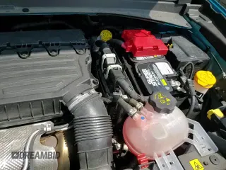 ✅ 2022 Jeep Renegade Latitude • VIN: ZACNJDB12NPN51741 • Lot: 68932875. Listed on Copart with 24,535 mi. Free auction sales archive from the USA and detailed vehicle history report at DreamBid. Image 16.