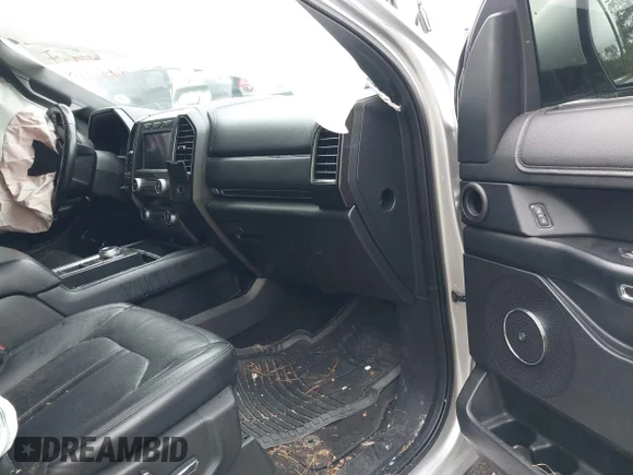 ✅ 2019 Ford Expedition Max Limited • VIN: 1FMJK1KT4KEA58660 • Lot: 41937220. Wystawiony na IAAI z przebiegiem 167 729 mil. Bezpłatny archiwum sprzedaży aukcyjnych z USA i szczegółowy raport historii pojazdu na DreamBid. Zdjęcie 5.