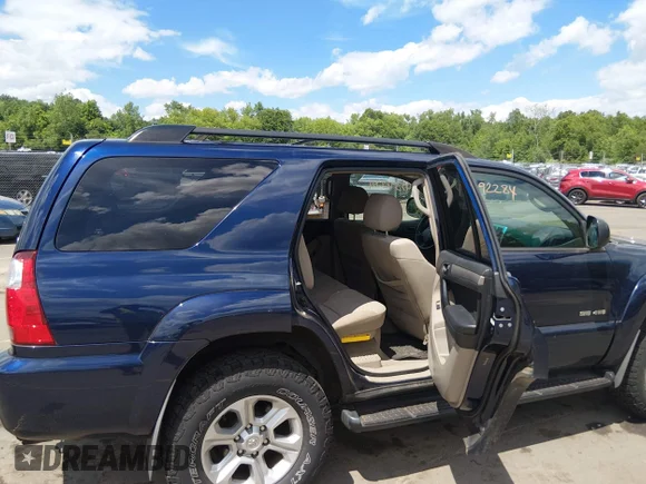 ✅ 2006 Toyota 4Runner SR5 • VIN: JTEBU14RX60085963 • Lot: 45392284. Wystawiony na IAAI z przebiegiem 269 039 mil. Bezpłatny archiwum sprzedaży aukcyjnych z USA i szczegółowy raport historii pojazdu na DreamBid. Zdjęcie 8.