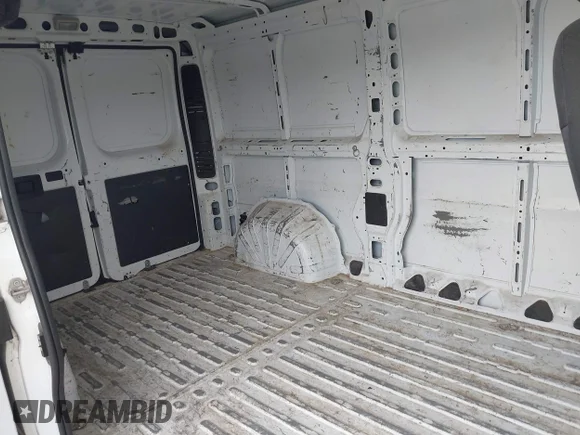✅ 2020 Ram ProMaster Cargo • VIN: 3C6TRVAGXLE123058 • Лот: 45383254. Опубліковано раніше на IAAI з пробігом 117 600 миль. Безкоштовний доступ до архіву аукціонних продажів зі США та докладний звіт про історію автомобіля на DreamBid. Зображення 8.