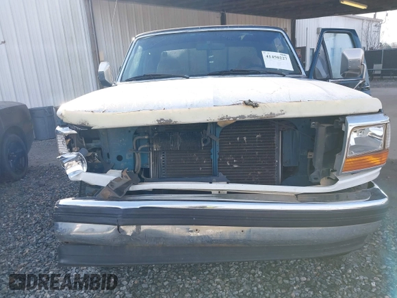✅ 1997 Ford F-250 • VIN: 1FTHX25F4VEC76814 • Lot: 41450227. Wystawiony na IAAI z przebiegiem 254 940 mil. Bezpłatny archiwum sprzedaży aukcyjnych z USA i szczegółowy raport historii pojazdu na DreamBid. Zdjęcie 6.