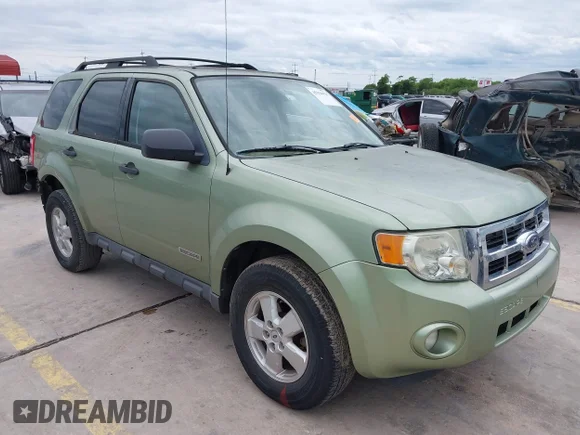 ✅ 2008 Ford Escape XLT • VIN: 1FMCU03Z98KB91263 • Lot: 45156978. Listed on IAAI with 208,373 mi. Free auction sales archive from the USA and detailed vehicle history report at DreamBid. Image 1.