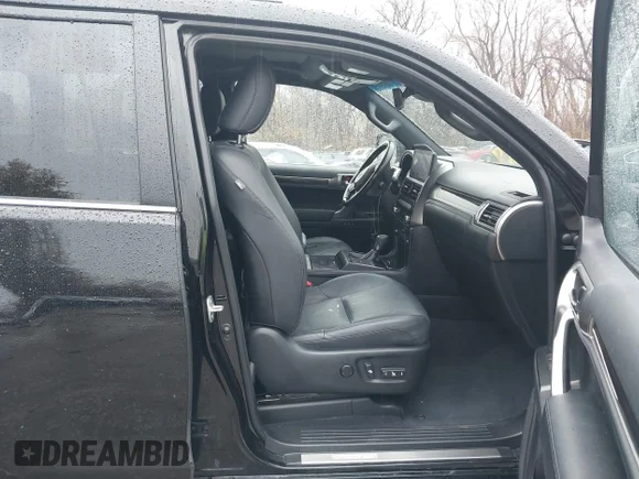 ✅ 2022 Lexus GX 460 Luxury • VIN: JTJGM7BX0N5332422 • Lot: 43725039. Wystawiony na IAAI z przebiegiem 71 432 mil. Bezpłatny archiwum sprzedaży aukcyjnych z USA i szczegółowy raport historii pojazdu na DreamBid. Zdjęcie 5.