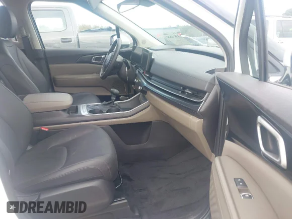 ✅ 2025 Kia Carnival LXS • VIN: KNDNB5K38S6460124 • Lot: 43410824. Wystawiony na IAAI z przebiegiem 3 458 mil. Bezpłatny archiwum sprzedaży aukcyjnych z USA i szczegółowy raport historii pojazdu na DreamBid. Zdjęcie 5.
