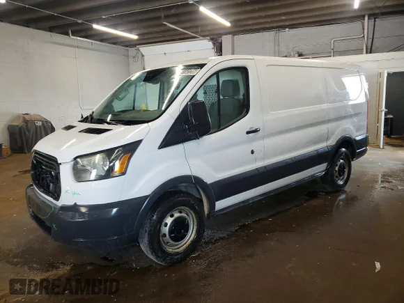 ✅ 2016 Ford Transit Cargo • VIN: 1FTYE1YM2GKA83415 • Лот: 61141206. Опубликован ранее на Copart с пробегом 216 373 миль. Бесплатный доступ к архиву аукционных продаж из США и подробный отчёт об истории автомобиля на DreamBid. Изображение 1.