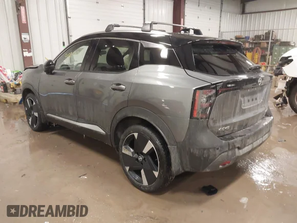 ✅ 2025 Nissan Kicks SR • VIN: 3N8AP6DB5SL378016 • Lot: 44386420. Listed on IAAI with 8,827 mi. Free auction sales archive from the USA and detailed vehicle history report at DreamBid. Image 3.