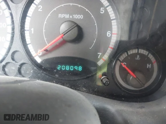 ✅ 2005 Jeep Liberty Renegade • VIN: 1J4GK38K45W543446 • Lot: 44895664. Wystawiony na IAAI z przebiegiem 208 098 mil. Bezpłatny archiwum sprzedaży aukcyjnych z USA i szczegółowy raport historii pojazdu na DreamBid. Zdjęcie 7.
