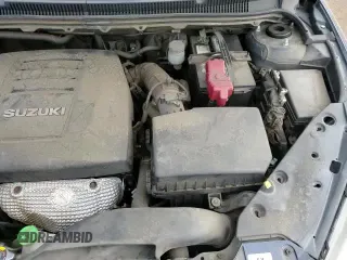 ✅ 2010 Suzuki Kizashi SE • VIN: JS2RF9A38A6100936 • Lot: 85391024. Listed on Copart with 160,611 mi. Free auction sales archive from the USA and detailed vehicle history report at DreamBid. Image 13.