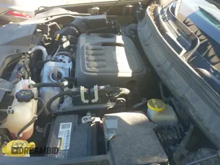 ✅ 2019 Jeep Cherokee Limited • VIN: 1C4PJMDN8KD117538 • Lot: 43325204. Wystawiony na IAAI z przebiegiem 37 409 mil. Bezpłatny archiwum sprzedaży aukcyjnych z USA i szczegółowy raport historii pojazdu na DreamBid. Zdjęcie 19.