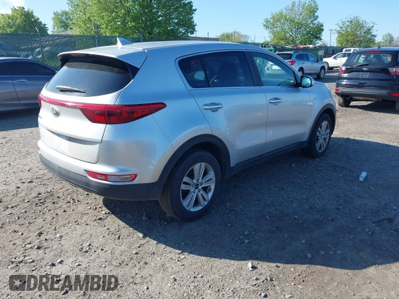 ✅ 2017 Kia Sportage LX • VIN: KNDPMCAC7H7255552 • Lot: 44972045. Wystawiony na IAAI z przebiegiem 142 662 mil. Bezpłatny archiwum sprzedaży aukcyjnych z USA i szczegółowy raport historii pojazdu na DreamBid. Zdjęcie 4.
