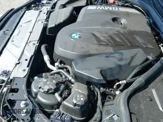 ✅ 2025 BMW 3 Series 330i xDrive • VIN: 3MW89CW02S8F30817 • Lot: 42783106. Wystawiony na IAAI z przebiegiem 9 630 mil. Bezpłatny archiwum sprzedaży aukcyjnych z USA i szczegółowy raport historii pojazdu na DreamBid. Zdjęcie 19.