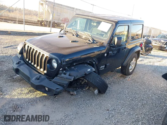✅ 2020 Jeep Wrangler Sport S • VIN: 1C4GJXAGXLW228489 • Lot: 41263174. Wystawiony na IAAI z przebiegiem 61 400 mil. Bezpłatny archiwum sprzedaży aukcyjnych z USA i szczegółowy raport historii pojazdu na DreamBid. Zdjęcie 2.