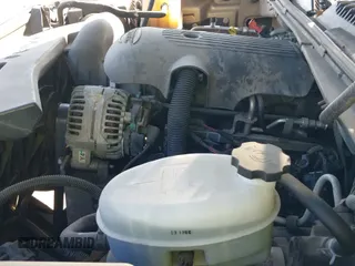 ✅ 2005 GMC Yukon XL SLT • VIN: 1GKEC16Z55J212696 • Lot: 41503016. Wystawiony na IAAI z przebiegiem 267 101 mil. Bezpłatny archiwum sprzedaży aukcyjnych z USA i szczegółowy raport historii pojazdu na DreamBid. Zdjęcie 15.