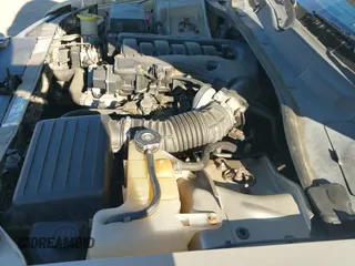 ✅ 2008 Chrysler 300 Limited • VIN: 2C3KA33G48H218342 • Lot: 43542458. Listed on IAAI with 190,535 mi. Free auction sales archive from the USA and detailed vehicle history report at DreamBid. Image 22.