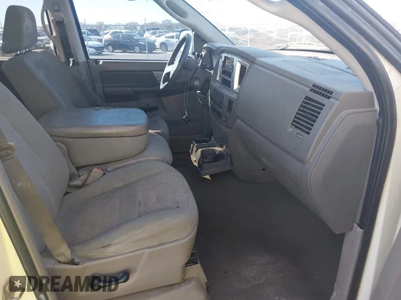 ✅ 2007 Dodge 1500 SLT • VIN: 1D7HA18297J605012 • Lot: 44330762. Wystawiony na IAAI z przebiegiem Nie podano. Bezpłatny archiwum sprzedaży aukcyjnych z USA i szczegółowy raport historii pojazdu na DreamBid. Zdjęcie 5.