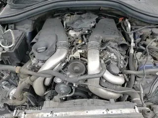 ✅ 2018 Mercedes-Benz GLS 550 • VIN: 4JGDF7DE8JB115235 • Лот: 65415675. Опубликован ранее на Copart с пробегом 127 749 миль. Бесплатный доступ к архиву аукционных продаж из США и подробный отчёт об истории автомобиля на DreamBid. Изображение 14.