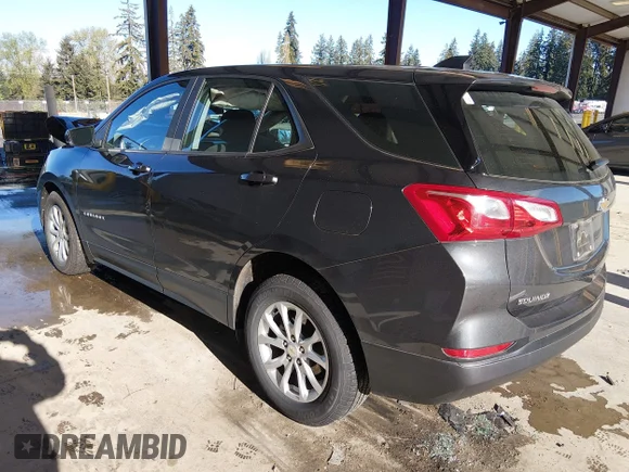 ✅ 2020 Chevrolet Equinox LS • VIN: 2GNAXHEV3L6135138 • Lot: 44886528. Wystawiony na IAAI z przebiegiem 98 279 mil. Bezpłatny archiwum sprzedaży aukcyjnych z USA i szczegółowy raport historii pojazdu na DreamBid. Zdjęcie 3.