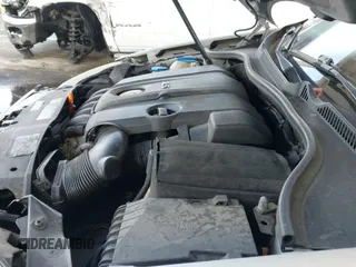 ✅ 2011 Volkswagen Golf • VIN: WVWDB7AJ7BW294573 • Лот: 42836122. Опубликован ранее на IAAI с пробегом 198 256 миль. Бесплатный доступ к архиву аукционных продаж из США и подробный отчёт об истории автомобиля на DreamBid. Изображение 19.