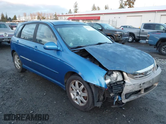 ✅ 2005 Kia Spectra • VIN: KNAFE161455082145 • Lot: 44079412. Wystawiony na IAAI z przebiegiem 191 568 mil. Bezpłatny archiwum sprzedaży aukcyjnych z USA i szczegółowy raport historii pojazdu na DreamBid. Zdjęcie 1.