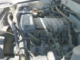 ✅ 2004 Toyota Sequoia SR5 • VIN: 5TDZT34A74S207197 • Лот: 42888380. Опубликован ранее на IAAI с пробегом 294 985 миль. Бесплатный доступ к архиву аукционных продаж из США и подробный отчёт об истории автомобиля на DreamBid. Изображение 19.