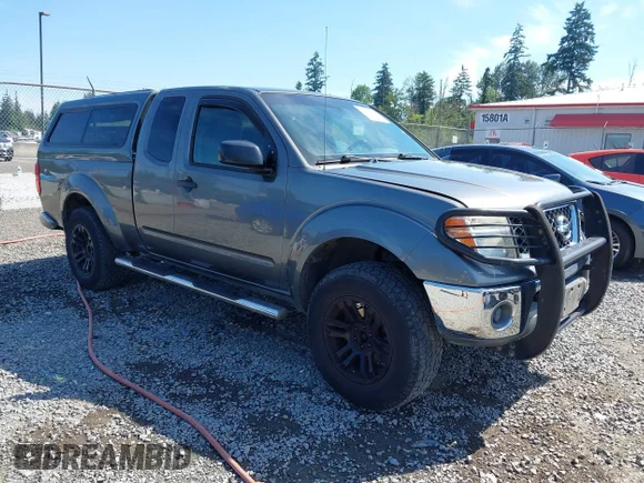 ✅ 2008 Nissan Frontier SE • VIN: 1N6AD06W38C415485 • Lot: 45438961. Wystawiony na IAAI z przebiegiem 154 644 mil. Bezpłatny archiwum sprzedaży aukcyjnych z USA i szczegółowy raport historii pojazdu na DreamBid. Zdjęcie 1.