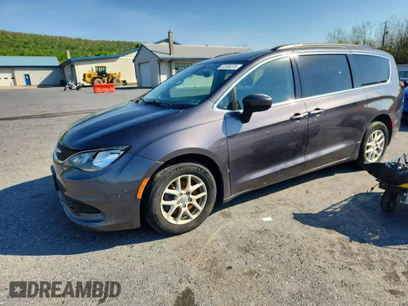 ✅ 2020 Chrysler Voyager LXi • VIN: 2C4RC1DG1LR164458 • Lot: 52506376. Listed on Copart with 199,456 mi. Free auction sales archive from the USA and detailed vehicle history report at DreamBid. Image 1.