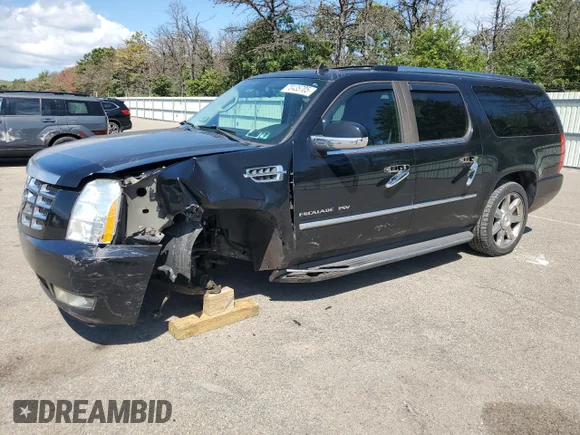 ✅ 2010 Cadillac Escalade ESV Luxury • VIN: 1GYUKHEF9AR205962 • Лот: 70435705. Опубликован ранее на Copart с пробегом 158 675 миль. Бесплатный доступ к архиву аукционных продаж из США и подробный отчёт об истории автомобиля на DreamBid. Изображение 1.