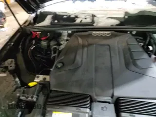 ✅ 2025 Audi Q7 Premium Plus • VIN: WA1LCBF7XSD001117 • Lot: 44755085. Wystawiony na Copart z przebiegiem 5 261 mil. Bezpłatny archiwum sprzedaży aukcyjnych z USA i szczegółowy raport historii pojazdu na DreamBid. Zdjęcie 16.