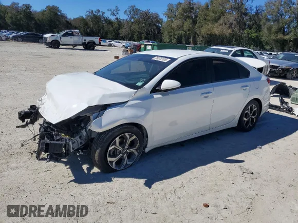 ✅ 2020 Kia Forte LXS • VIN: 3KPF24AD7LE197337 • Lot: 78372105. Wystawiony na Copart z przebiegiem 71 957 mil. Bezpłatny archiwum sprzedaży aukcyjnych z USA i szczegółowy raport historii pojazdu na DreamBid. Zdjęcie 1.