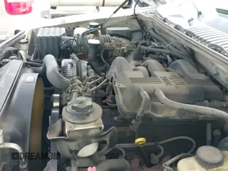 ✅ 2004 Ford Explorer XLT • VIN: 1FMZU73K94UC14612 • Lot: 41994974. Wystawiony na IAAI z przebiegiem 343 976 mil. Bezpłatny archiwum sprzedaży aukcyjnych z USA i szczegółowy raport historii pojazdu na DreamBid. Zdjęcie 12.