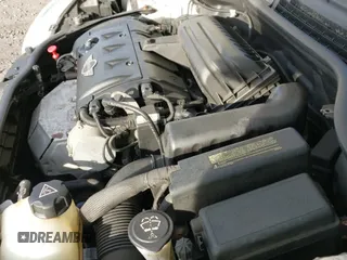 ✅ 2010 MINI Hardtop • VIN: WMWMF3C57ATU76171 • Lot: 43660284. Wystawiony na IAAI z przebiegiem 85 000 mil. Bezpłatny archiwum sprzedaży aukcyjnych z USA i szczegółowy raport historii pojazdu na DreamBid. Zdjęcie 14.