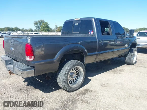✅ 2016 Ford F-250 Lariat • VIN: 1FT7W2BT9GEC10643 • Lot: 43470380. Wystawiony na IAAI z przebiegiem 303 019 mil. Bezpłatny archiwum sprzedaży aukcyjnych z USA i szczegółowy raport historii pojazdu na DreamBid. Zdjęcie 4.